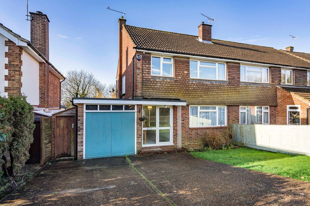 Property photo 1 of 12