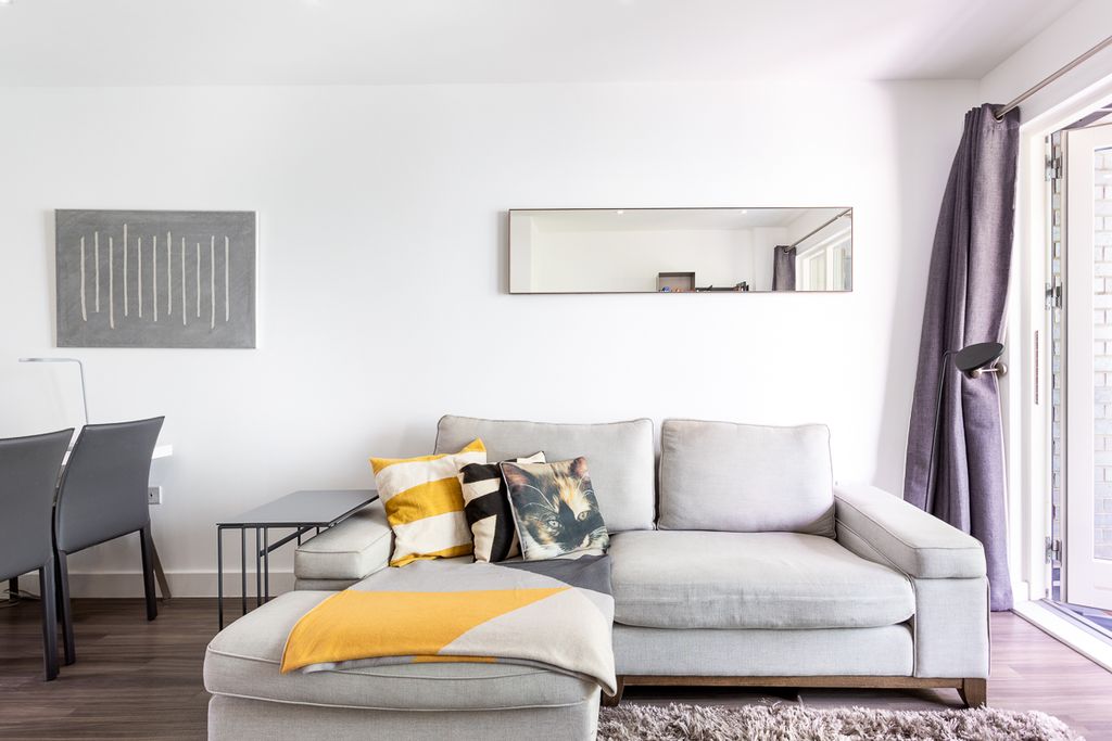 Property photo 3 of 28