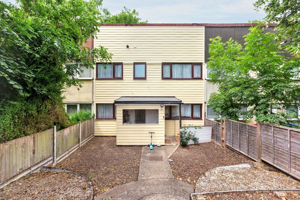 Property photo 1 of 21