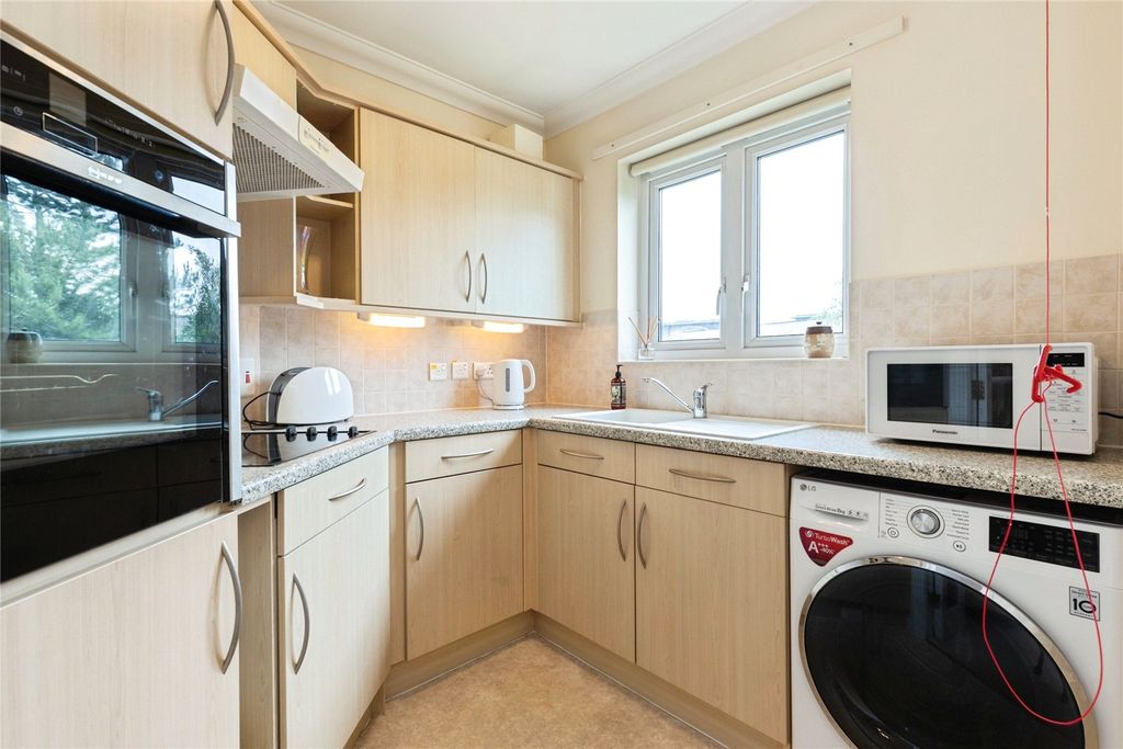 Property photo 3 of 13 Kitchen