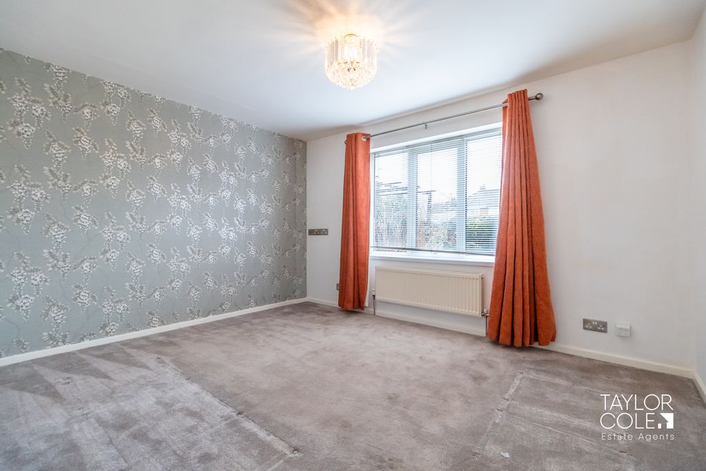 Property photo 3 of 26