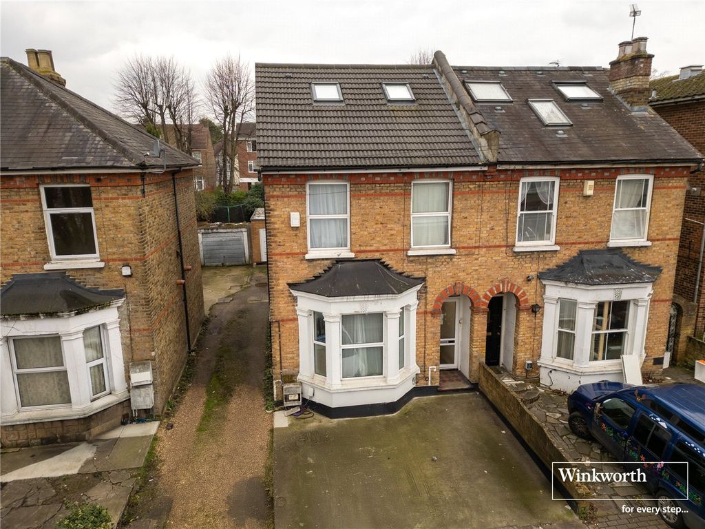 Property photo 1 of 6 Drone