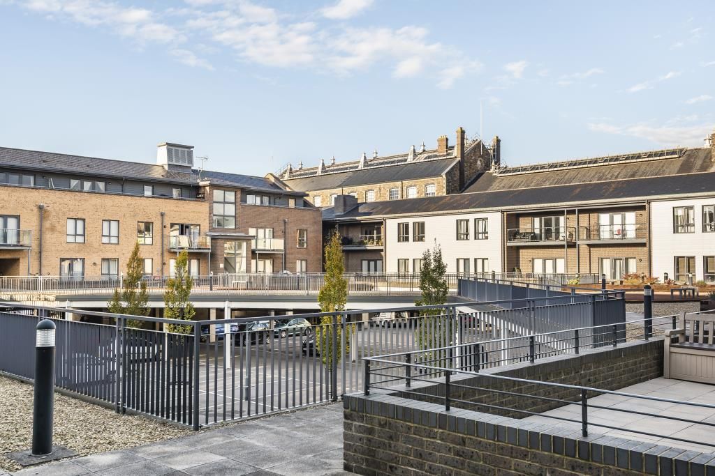 Property photo 1 of 10 External View