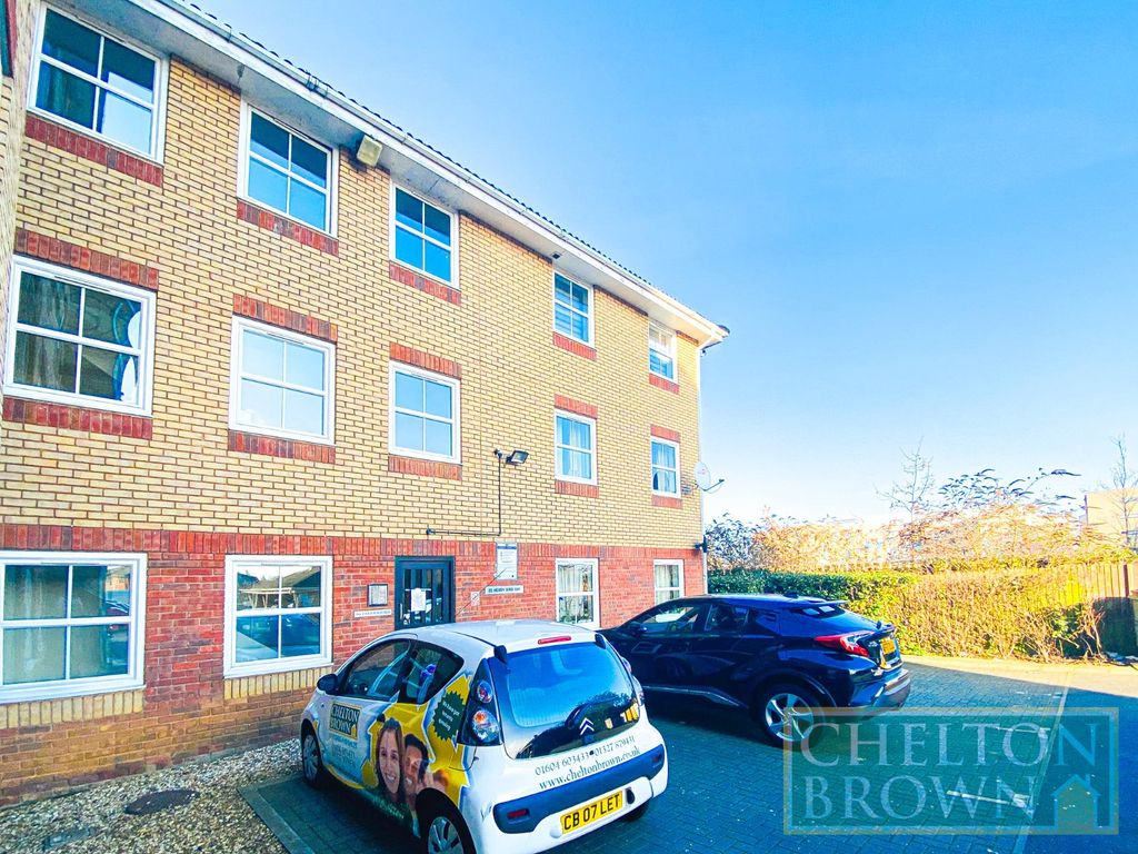 Property photo 1 of 10 External