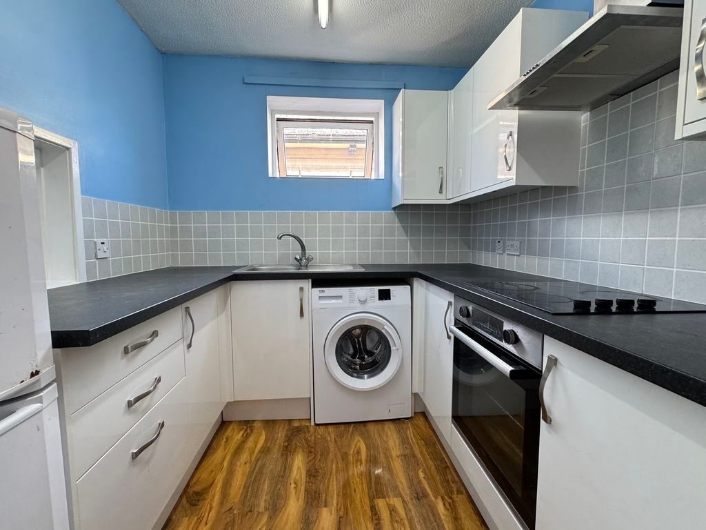 Property photo 3 of 11 Photo 13