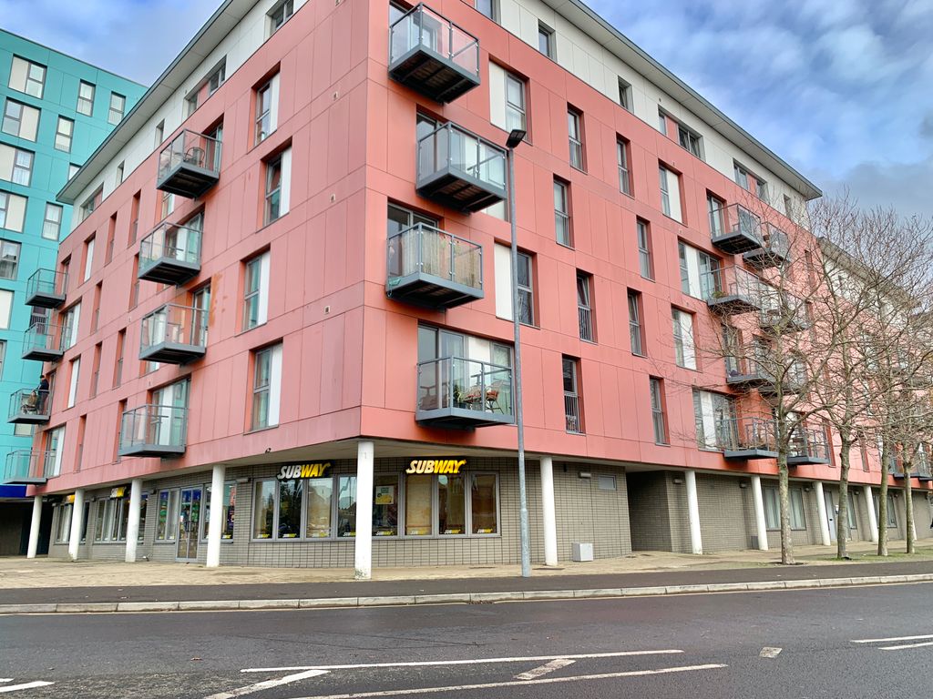 Property photo 1 of 8 Streetview