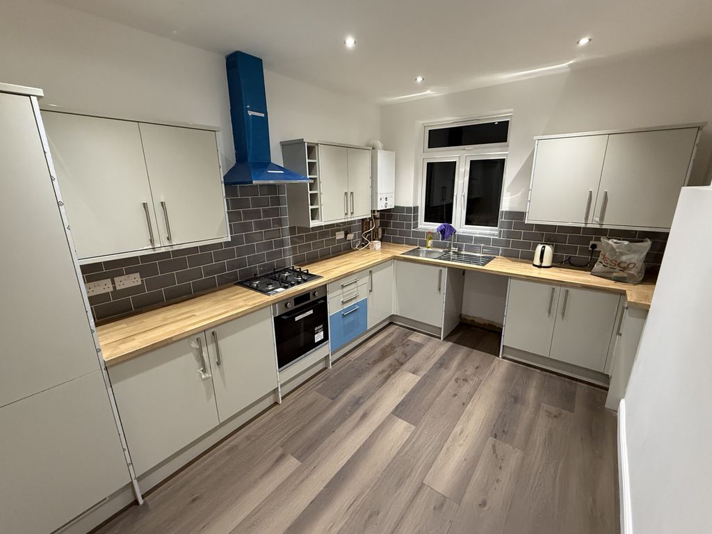 Property photo 2 of 3 Gallery