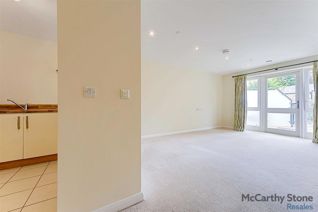 Property photo 3 of 30 019.Jpg
