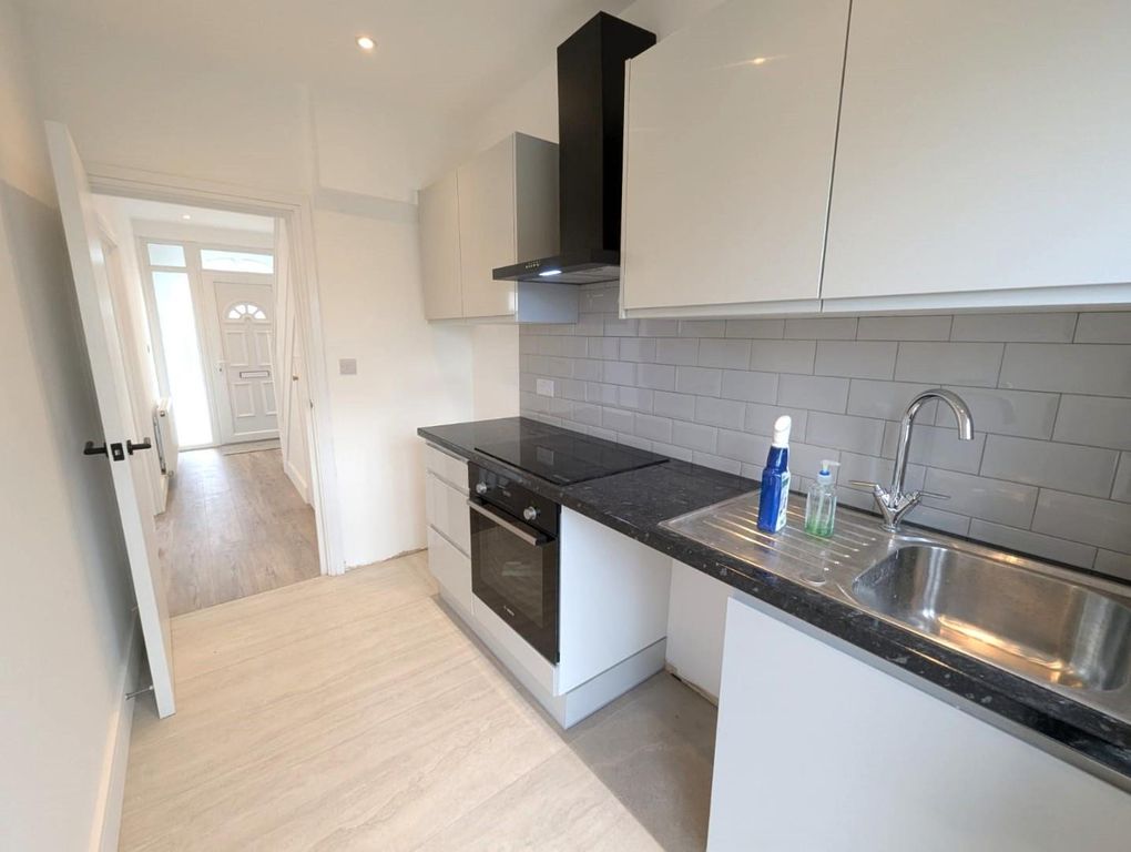 Property photo 3 of 22 5.Jpg