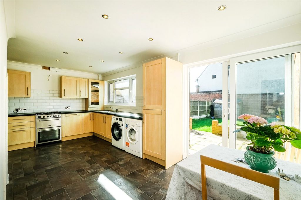 Property photo 3 of 16 Kitchen/Diner