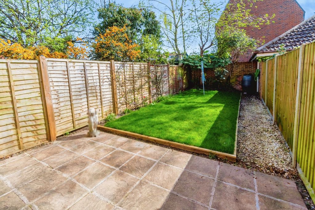 Property photo 2 of 18 Pbox-Img.Jpg