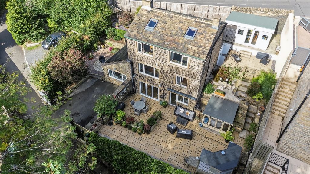 Property photo 2 of 45 Dji_0280