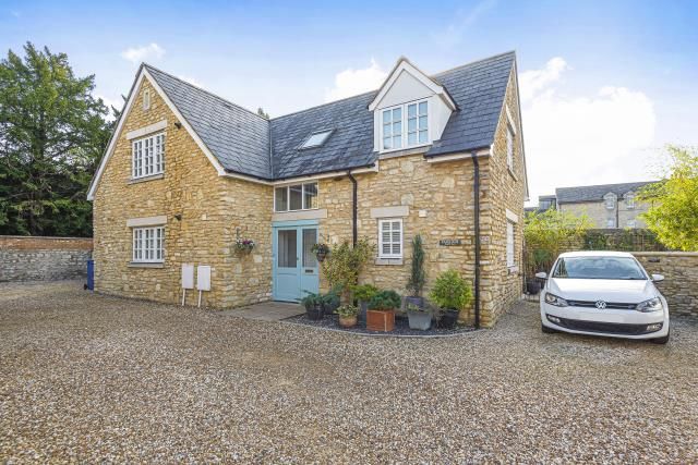 Property photo 1 of 10 Front Of The Propert
