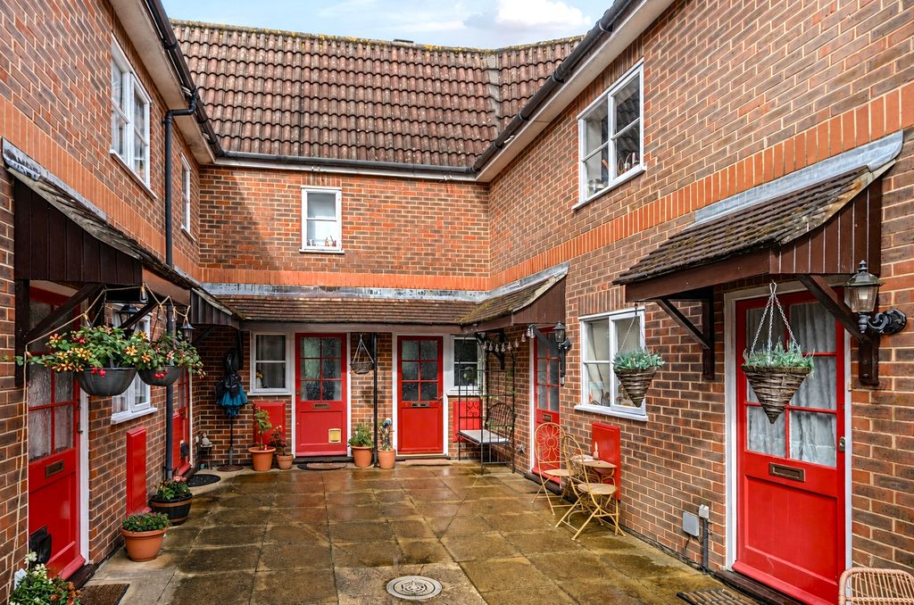 Property photo 1 of 8 Picture No. 39