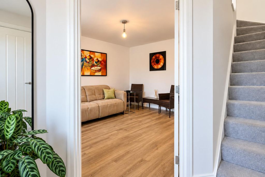 Property photo 3 of 20 1.Png