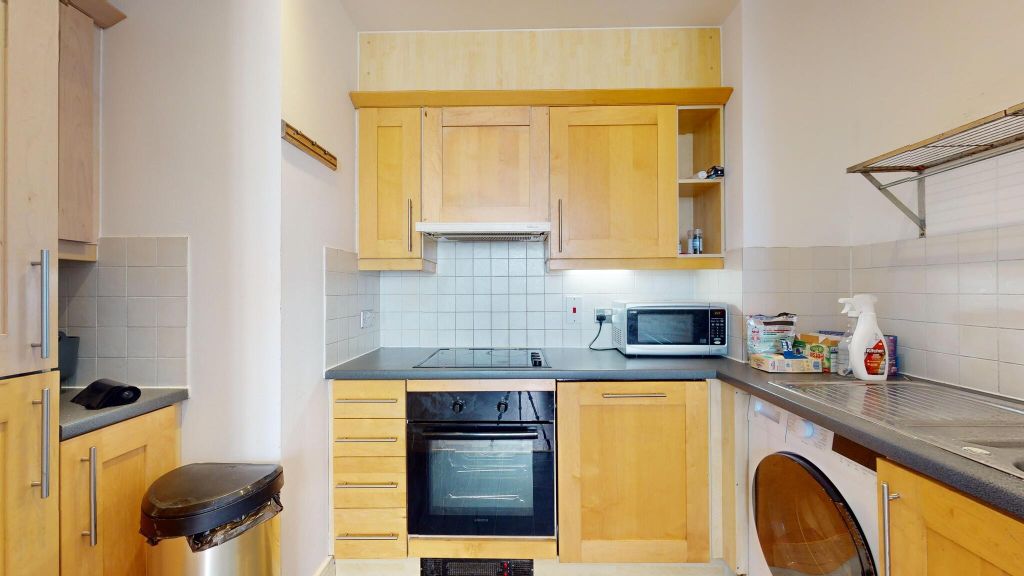 Property photo 2 of 16 Kitchen