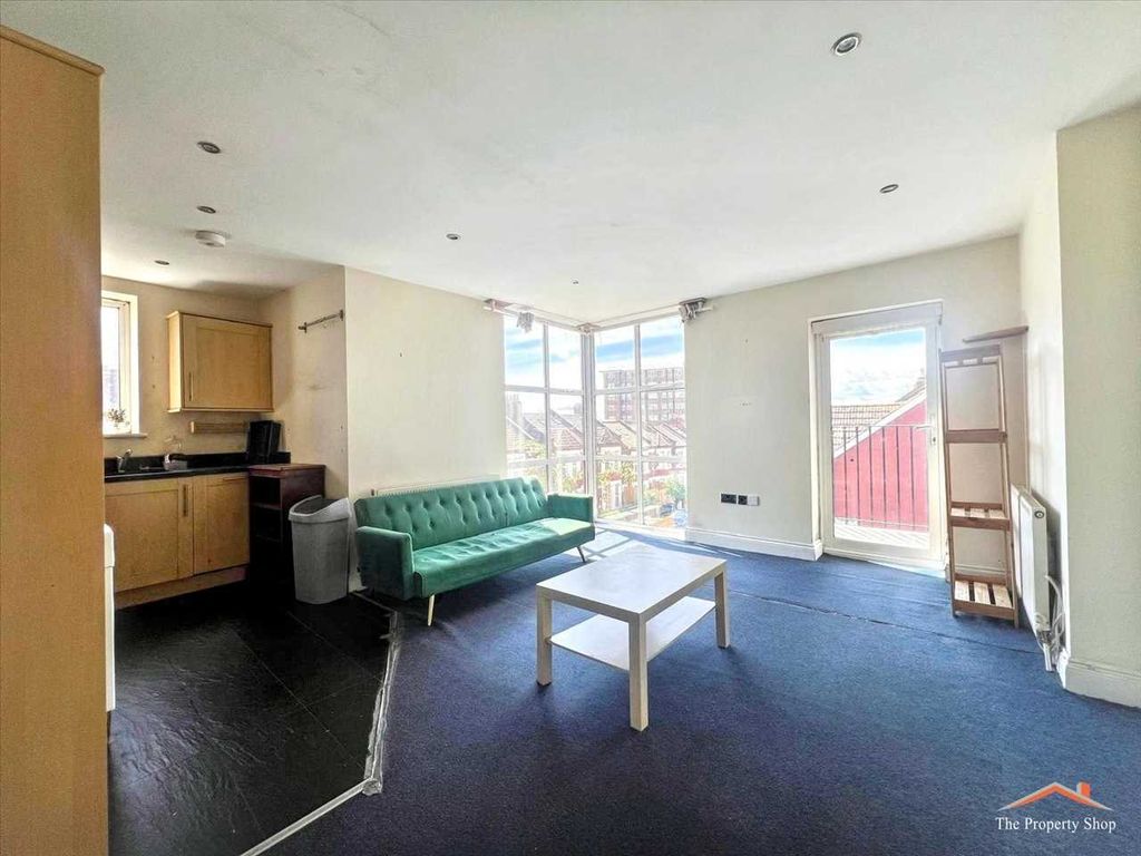 Property photo 1 of 10 Main Picture