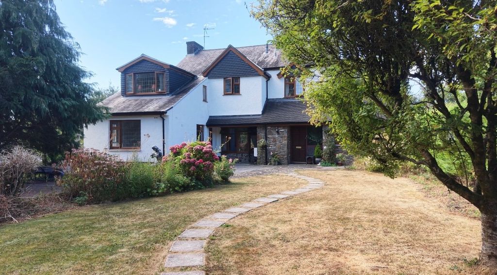 Property photo 1 of 43 5350052