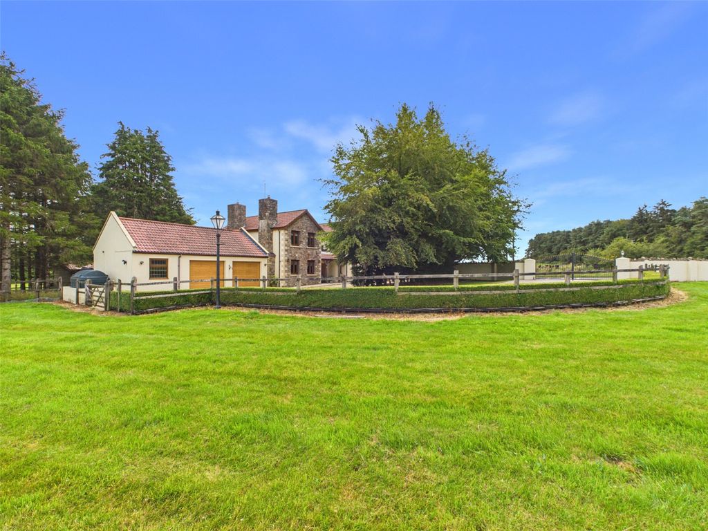 Property photo 1 of 39 Picture No. 69