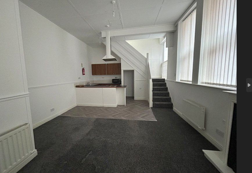 Property photo 3 of 9 Picture No. 38