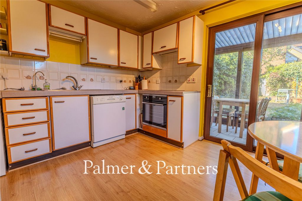 Property photo 3 of 21 Picture No. 03