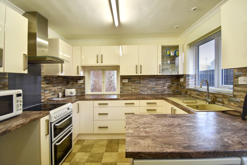 Property photo 3 of 28 Dsc_0019