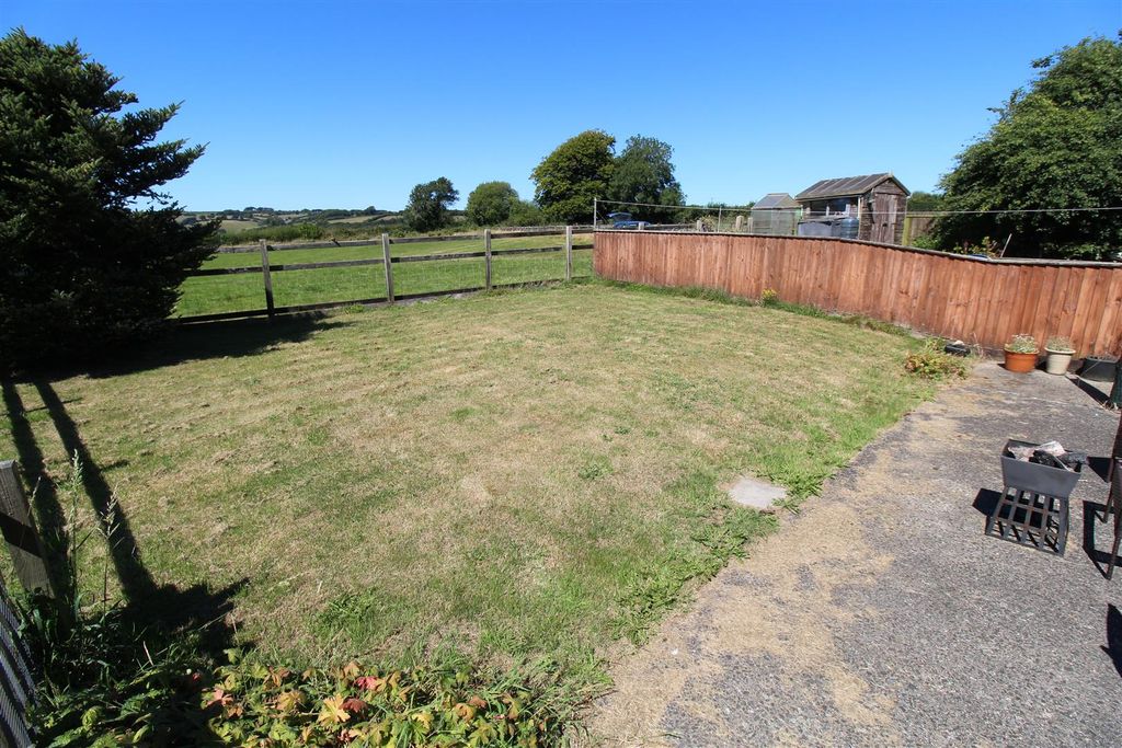 Property photo 2 of 12 Img_2285.Jpg