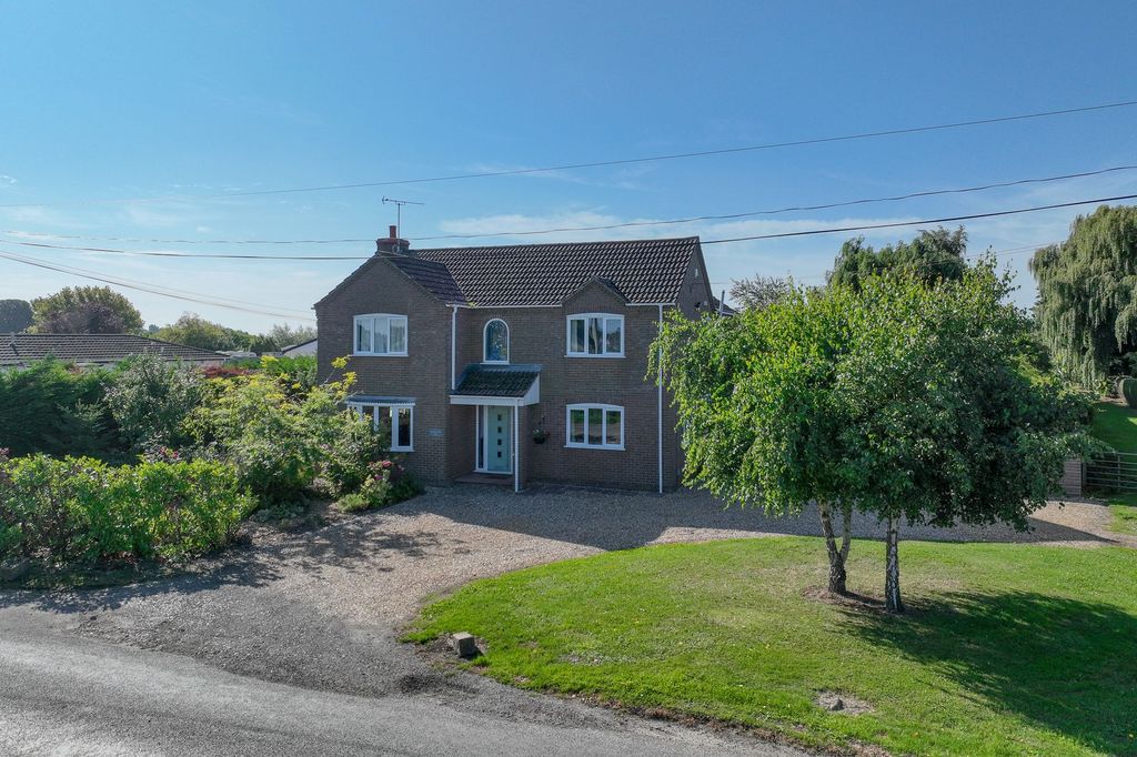 Property photo 1 of 44