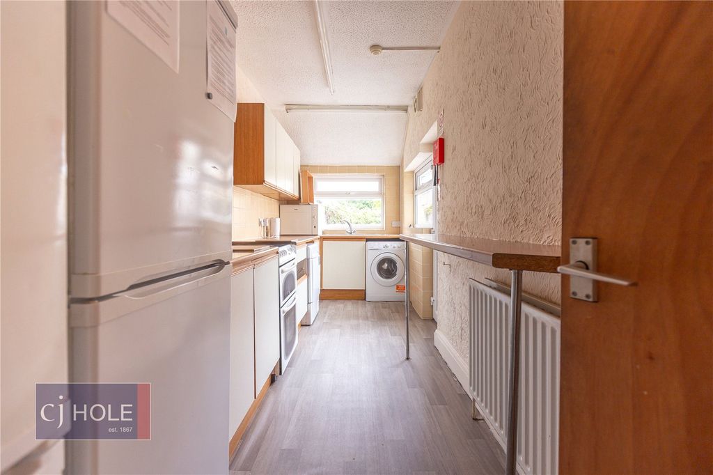 Property photo 1 of 23 Picture No. 19