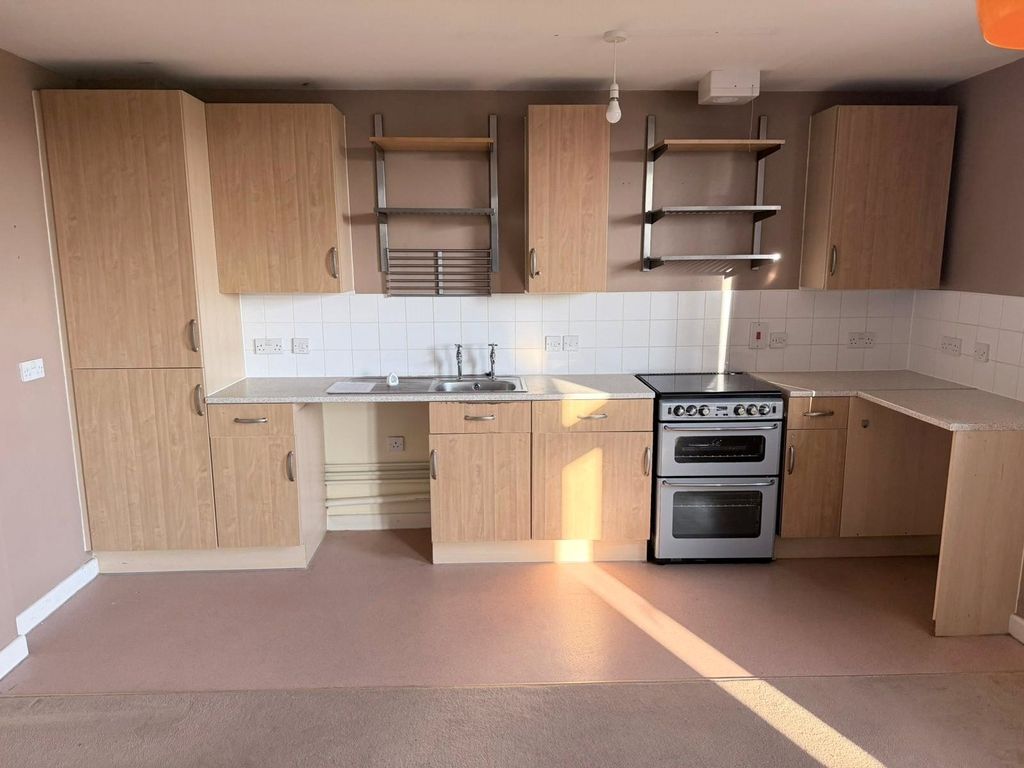 Property photo 2 of 10 Picture No. 03