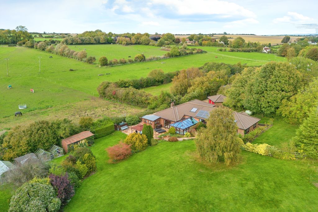 Additional image 28 of 7 bed detached bungalow for saleForge Lane, Sutton CT15