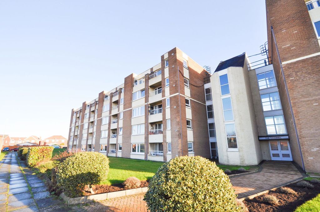 Property photo 1 of 31