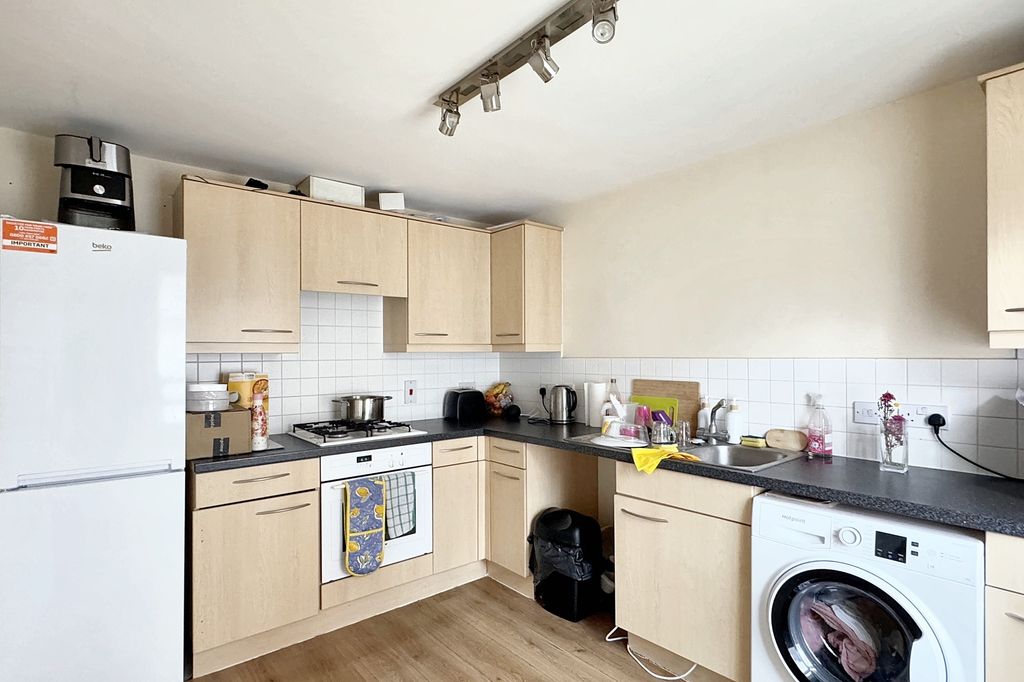 Property photo 3 of 11 Img_9672