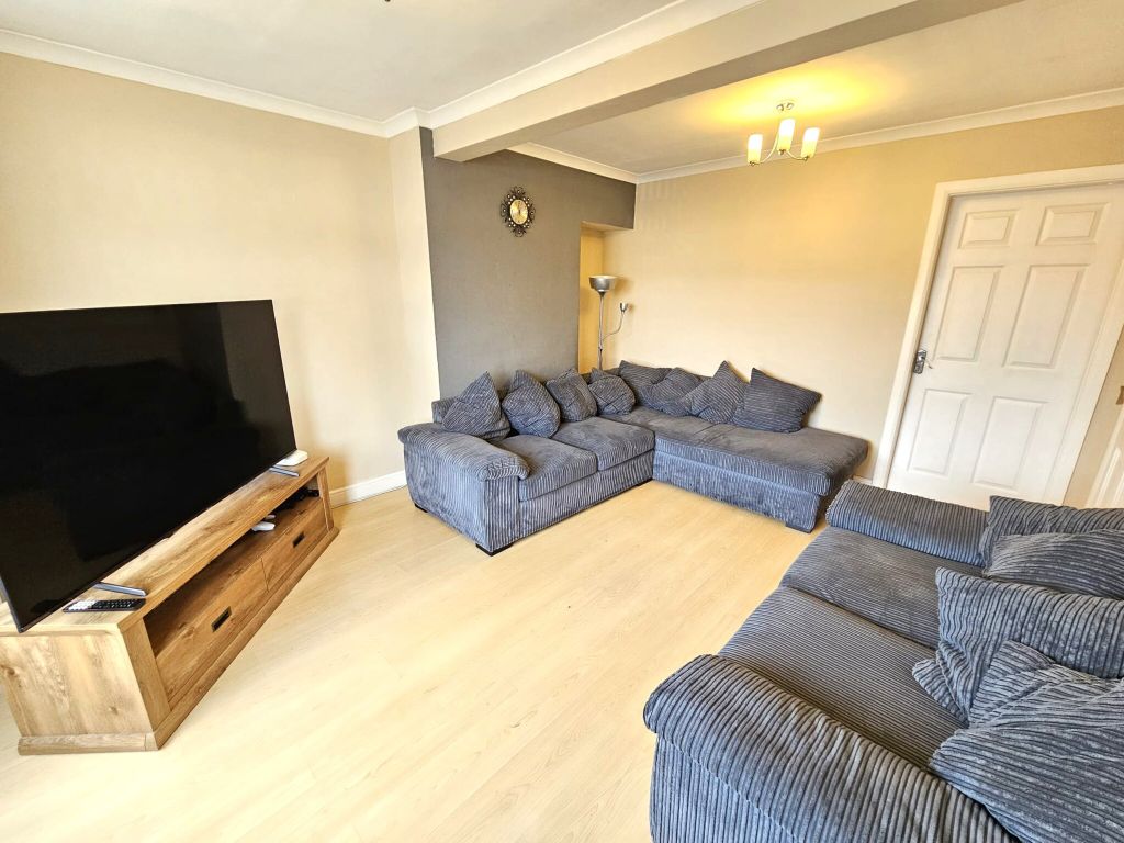 Property photo 3 of 14