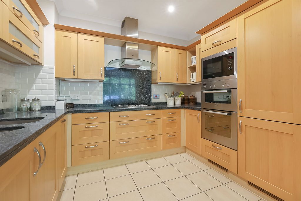 Property photo 3 of 14 Picture No. 08