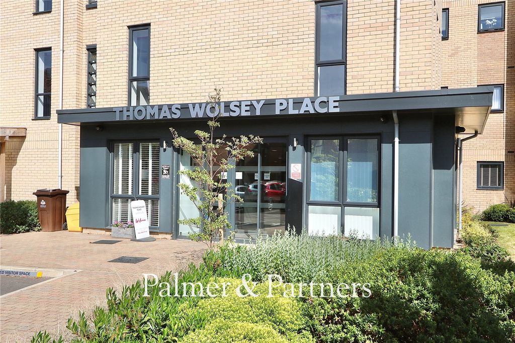 Property photo 1 of 30 Picture No. 04