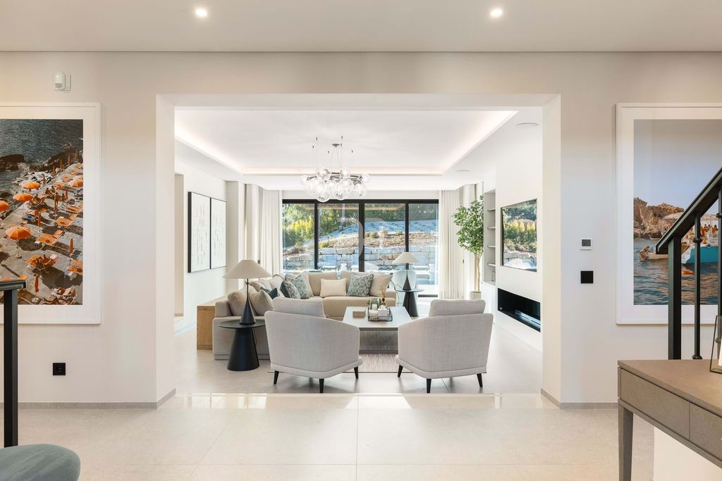 Property photo 3 of 30