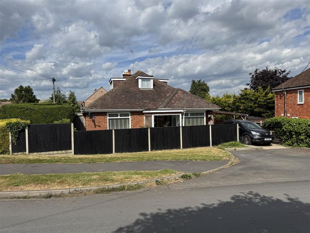 Property photo 1 of 18