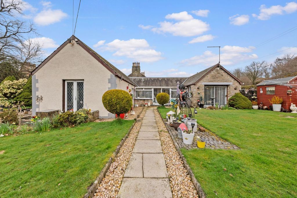 Property photo 1 of 26