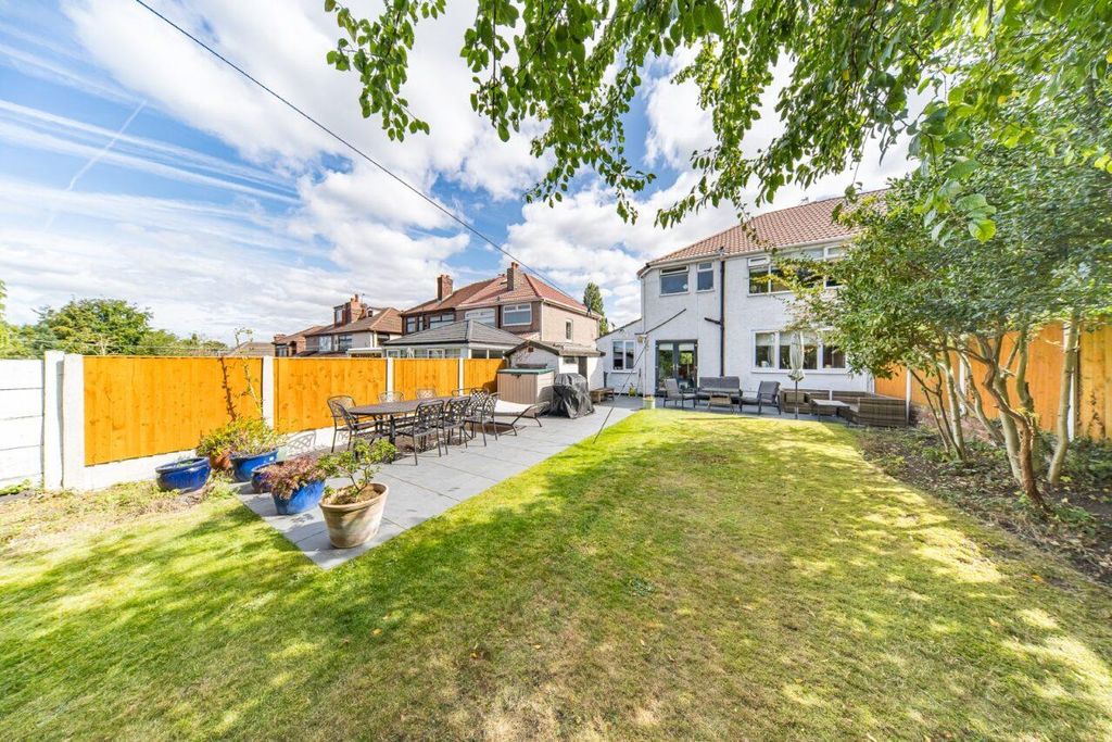 Property photo 3 of 16 100 Bluebell Lane Garden 2.Jpg