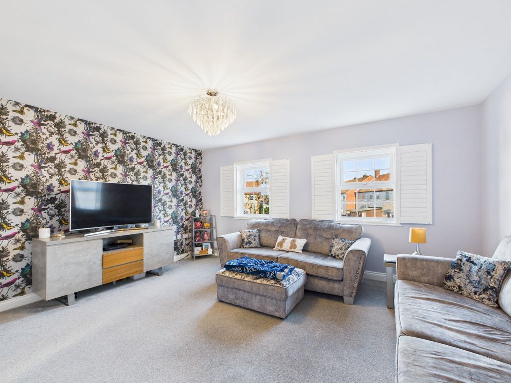 Property photo 3 of 26 4764175