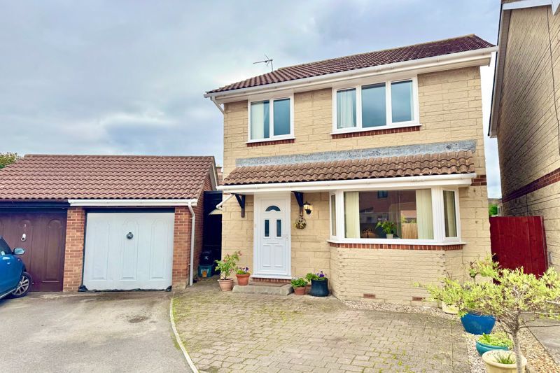 Property photo 1 of 14 Front