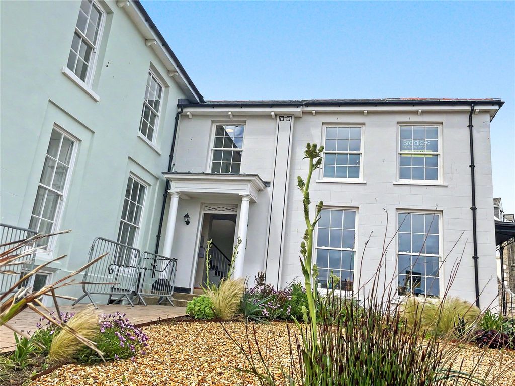 Property photo 1 of 10 Picture No. 18