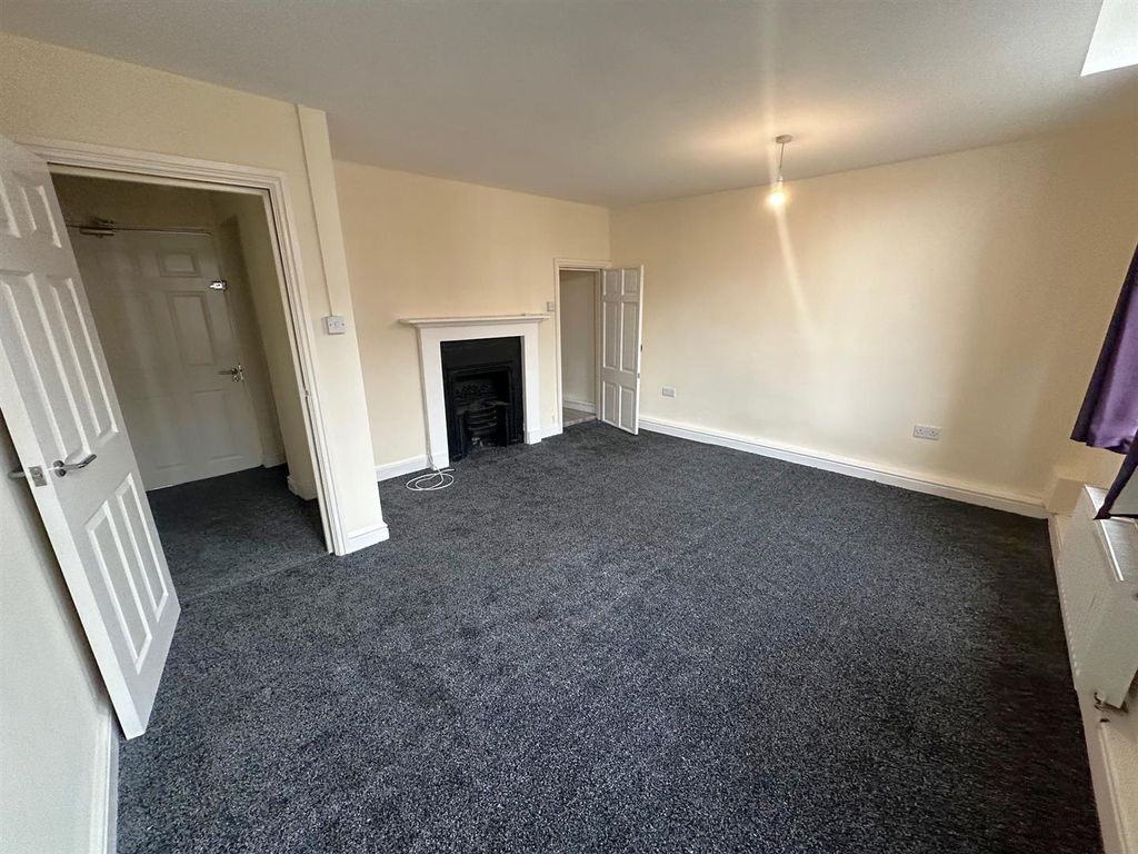 Property photo 2 of 10 222.Jpg