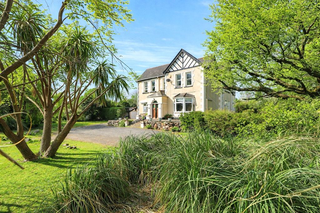Property photo 1 of 46 Picture No. 71