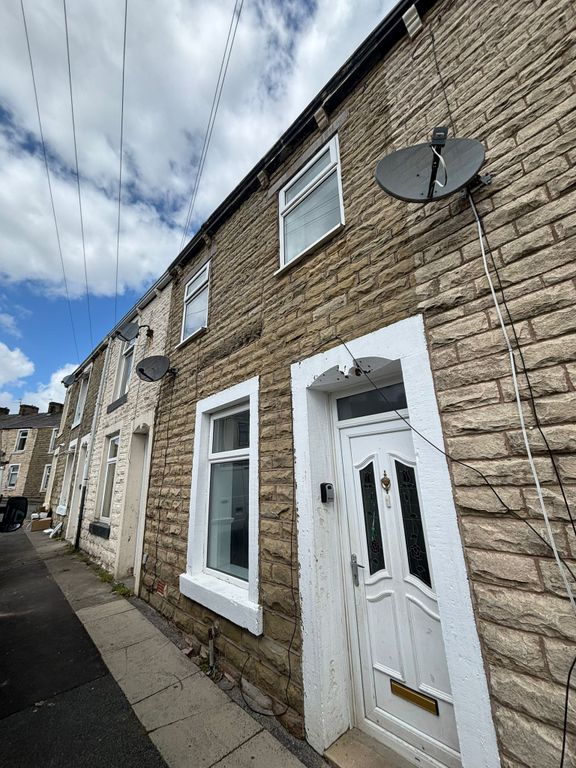 Property photo 1 of 7 1