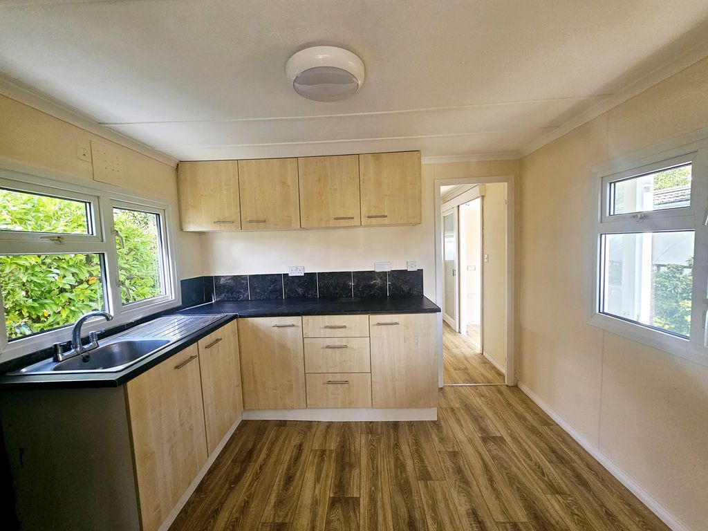 Property photo 2 of 10 Image