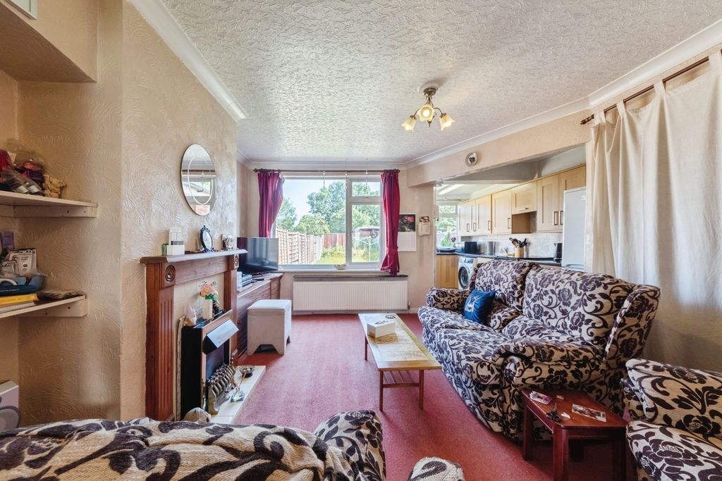 Property photo 3 of 18 Pbox-Img.Jpg