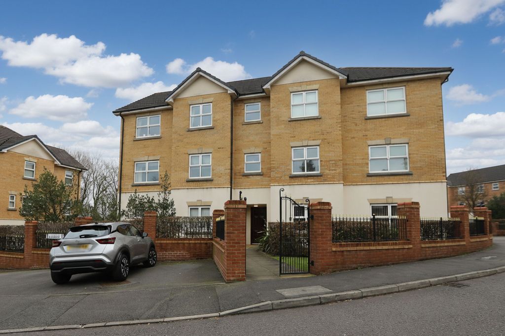 Property photo 1 of 9