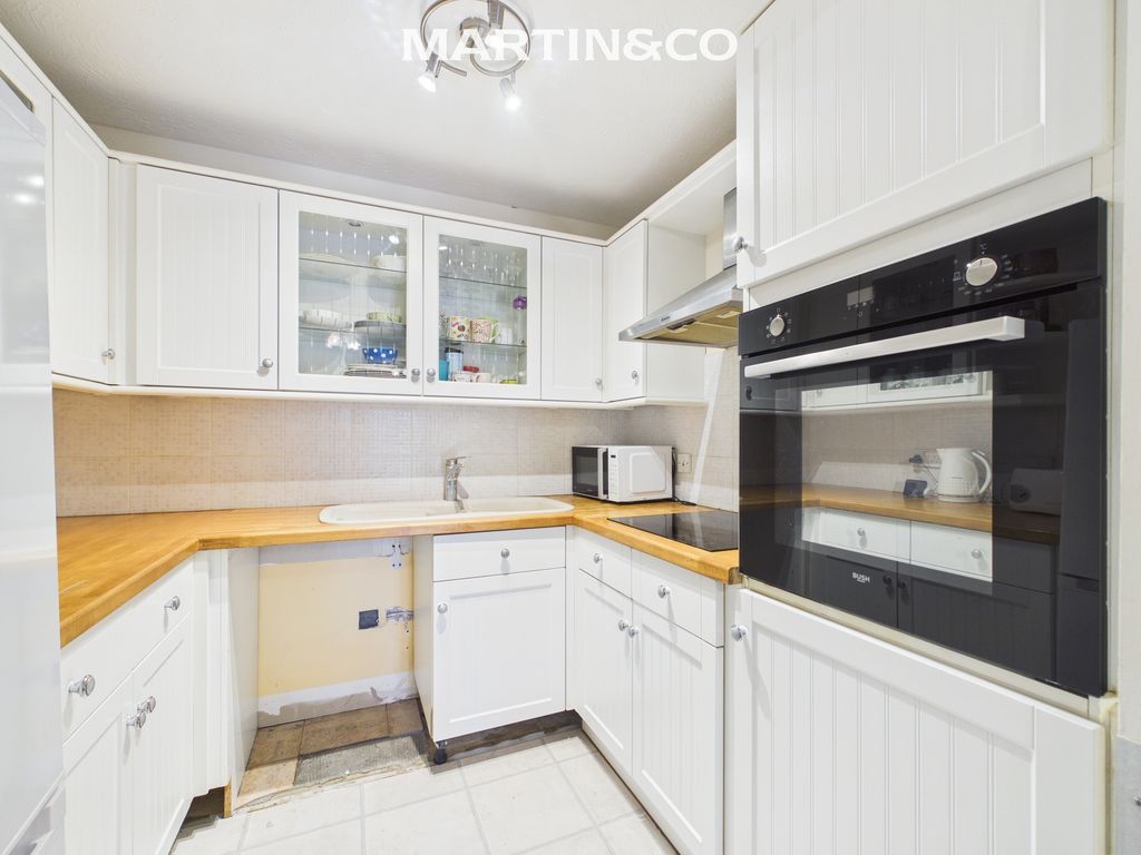 Property photo 3 of 13